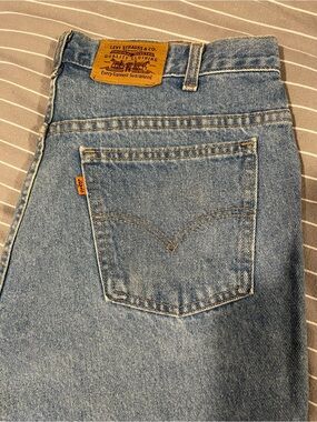 Orange Tab Levi’s
